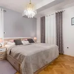 Casa vacanze Awesome In With Swimming Pool *