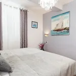 Awesome In With Swimming Pool *