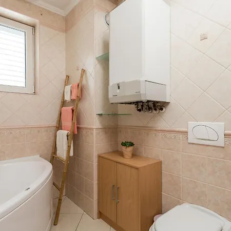 3 Bedroom Amazing In Casa vacanze *