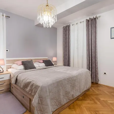Casa vacanze 3 Bedroom Amazing In *
